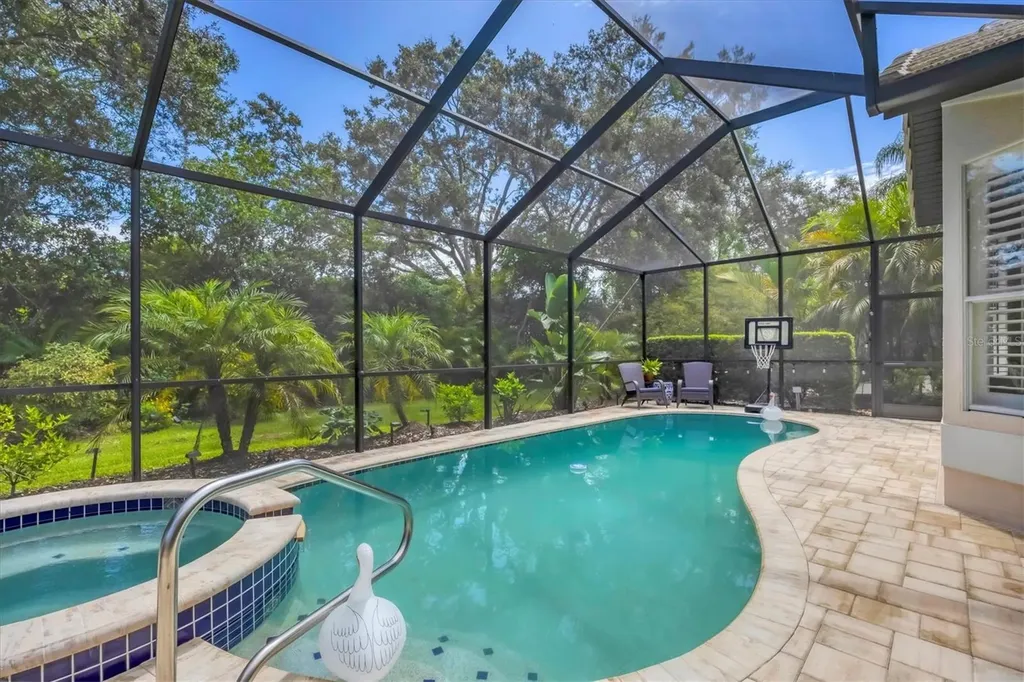 7916 Hampton Court University Park FL 34201