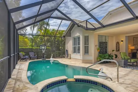 7916 Hampton Court University Park FL 34201