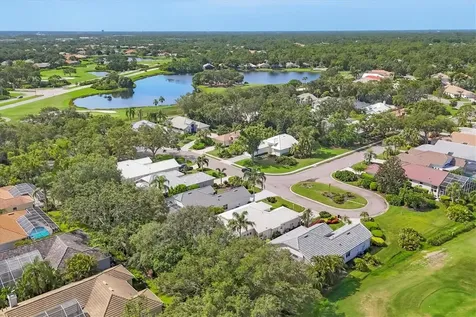 7916 Hampton Court University Park FL 34201