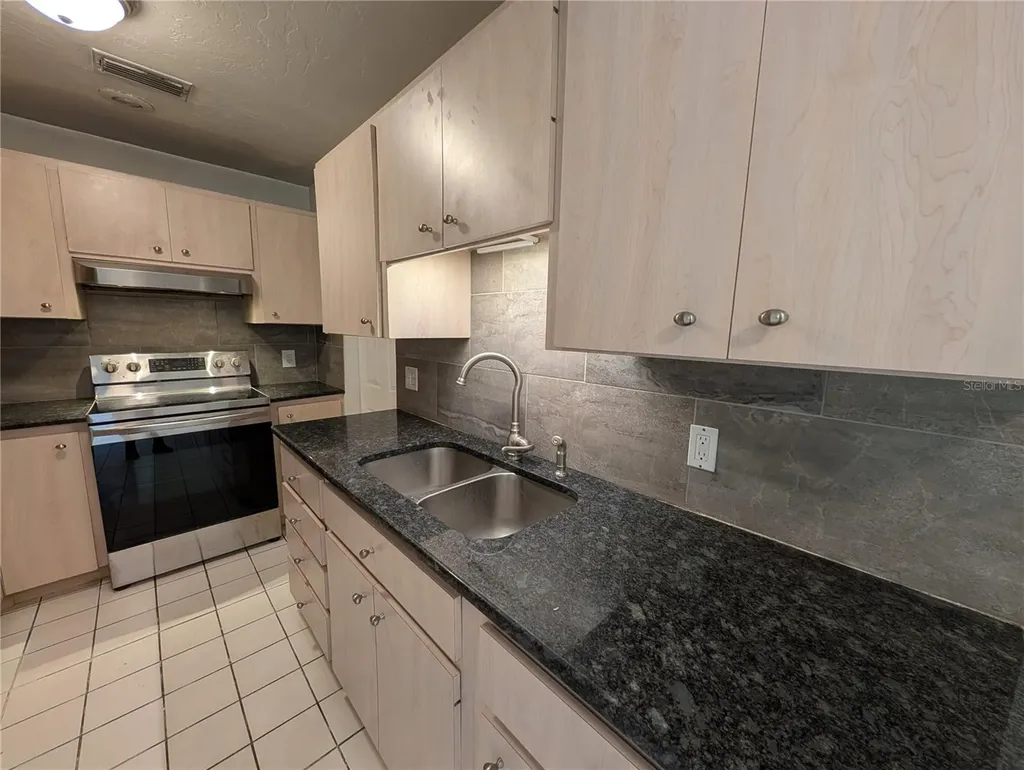 4031 Iola Drive Sarasota FL 34231