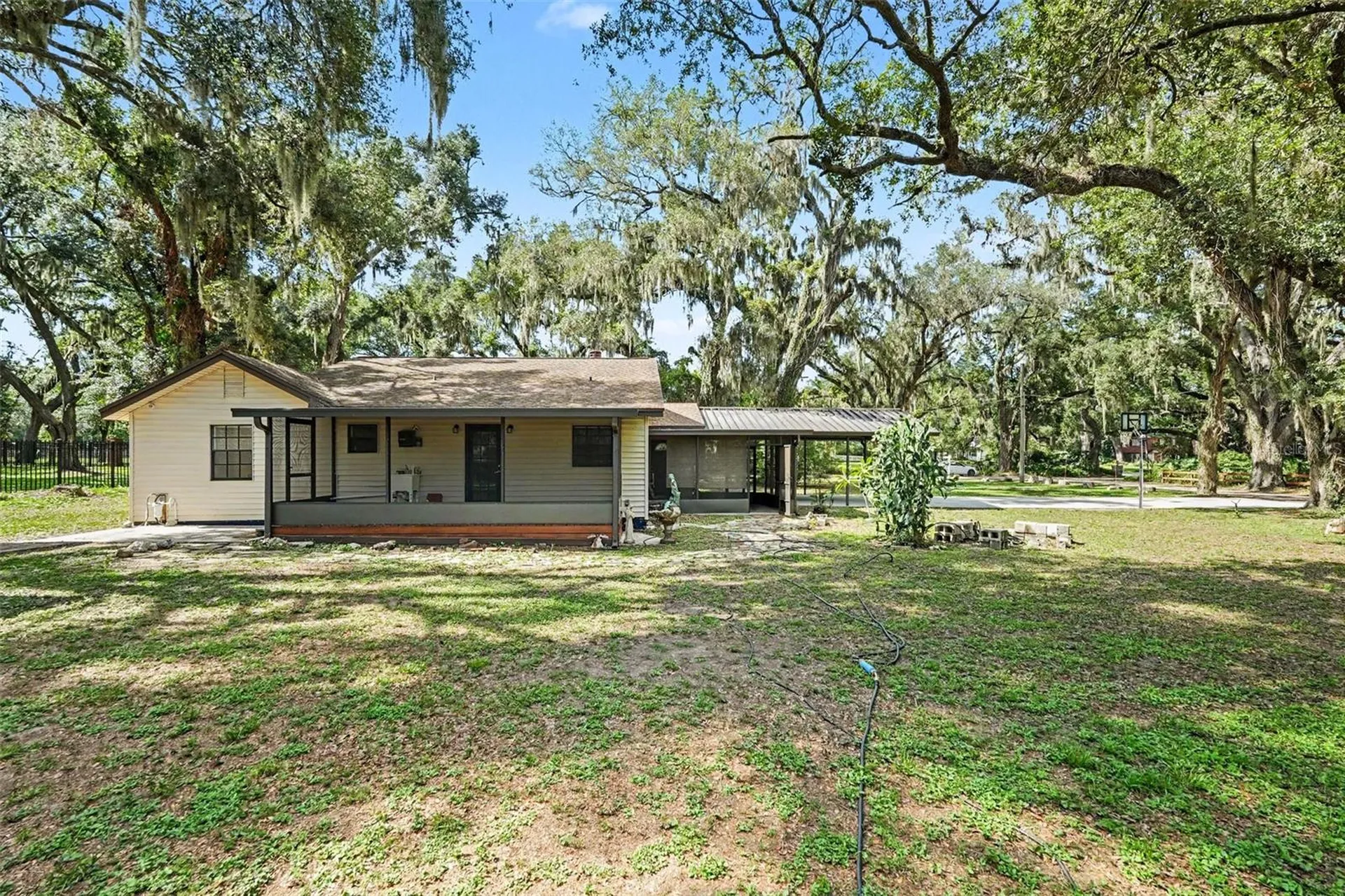 231 Duke Simms Road Brandon FL 33511