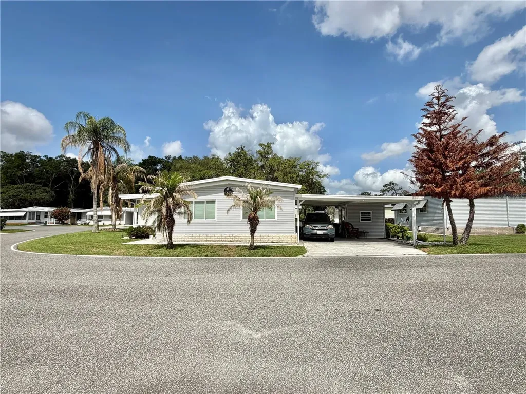 101 Tamarisk Way Leesburg FL 34748