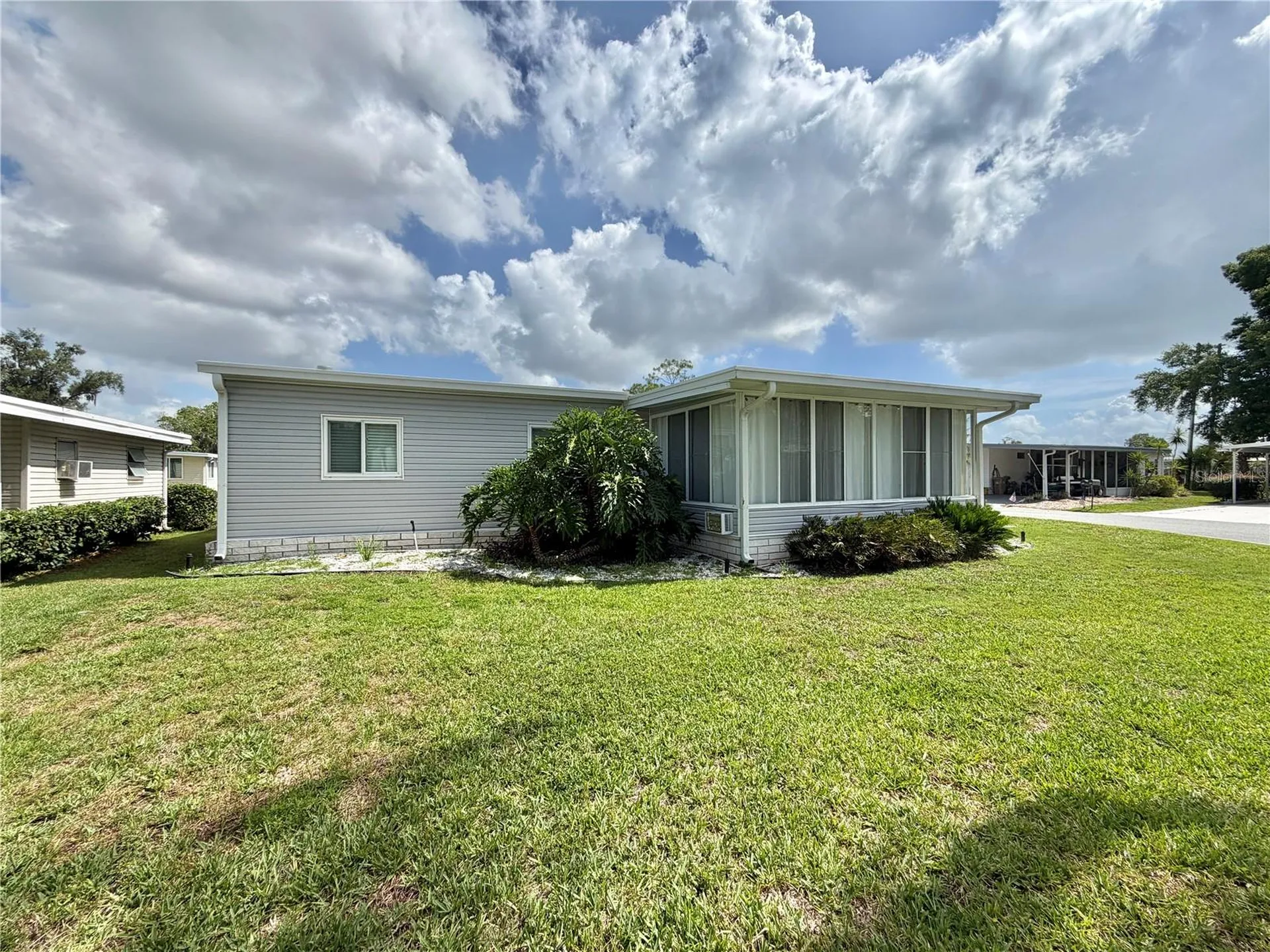 101 Tamarisk Way Leesburg FL 34748