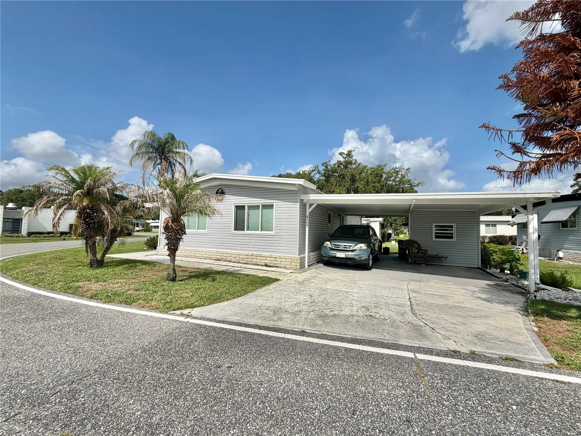 101 Tamarisk Way Leesburg FL 34748
