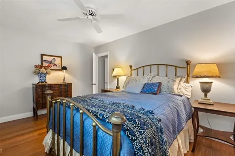 1735 Wycliff Drive Orlando FL 32803