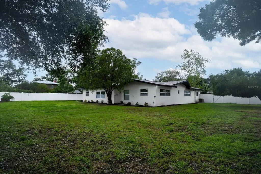 7811 47th Street N Pinellas Park FL 33781
