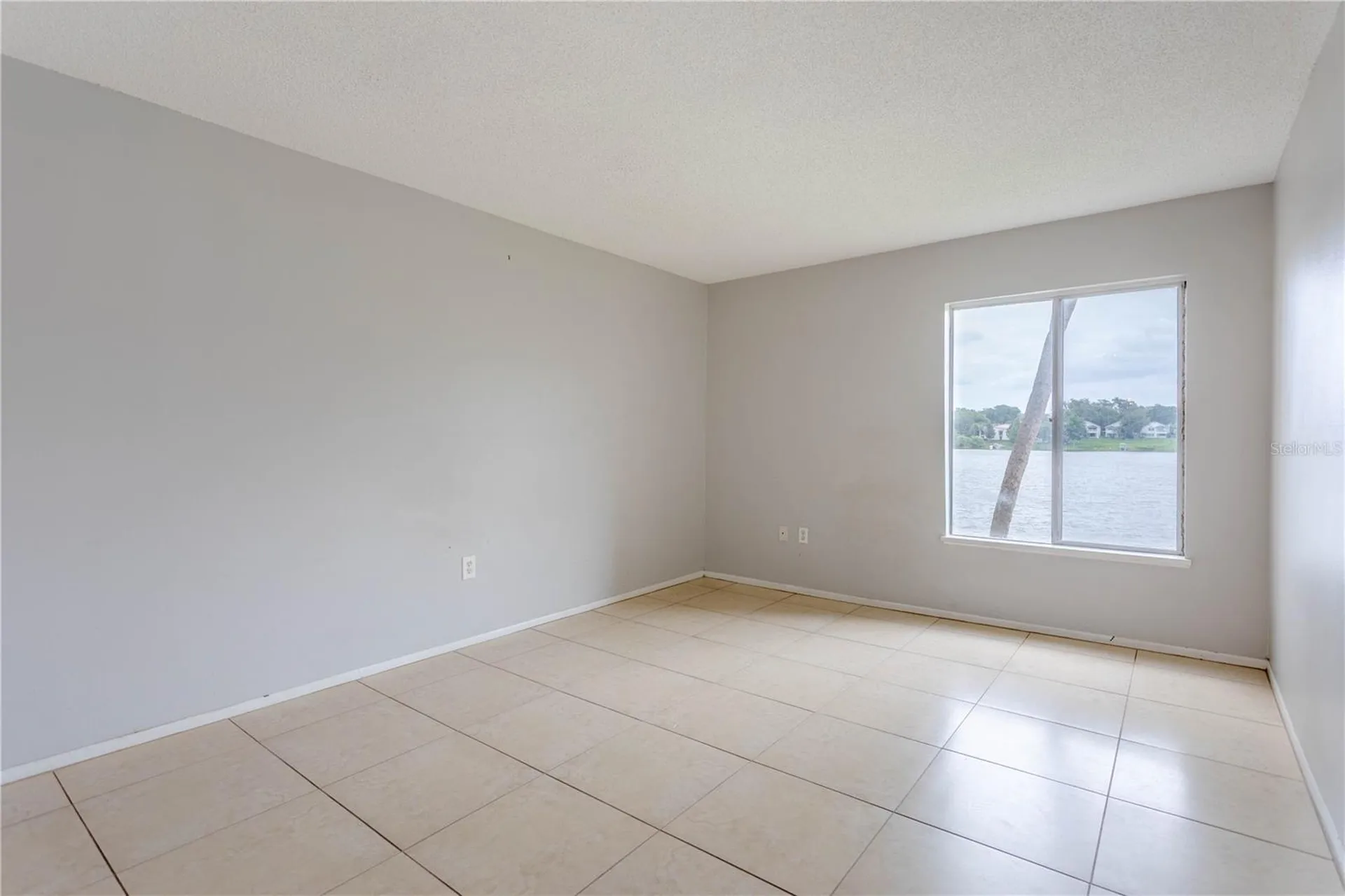 618 Orange Drive Altamonte Springs FL 32701