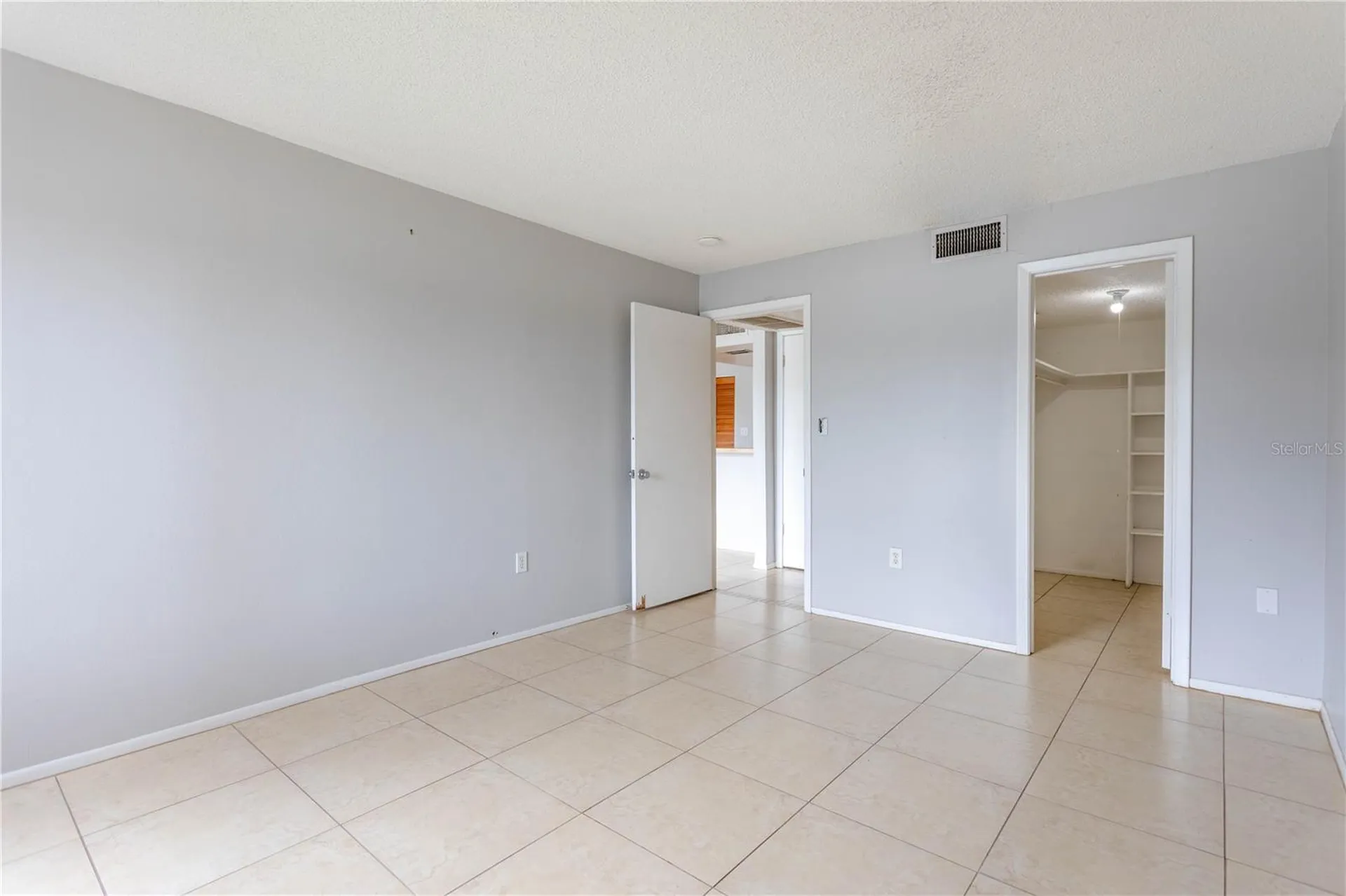 618 Orange Drive Altamonte Springs FL 32701