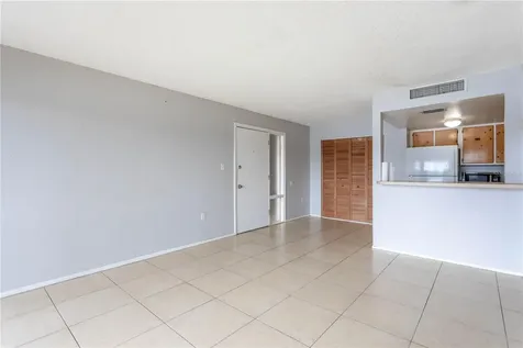 618 Orange Drive Altamonte Springs FL 32701