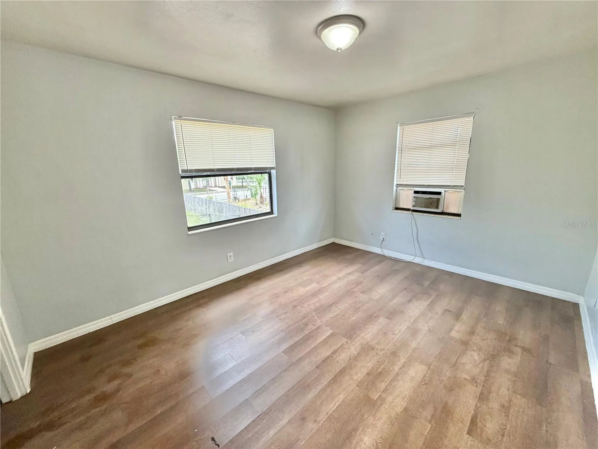 1320 18th Avenue S St Petersburg FL 33705