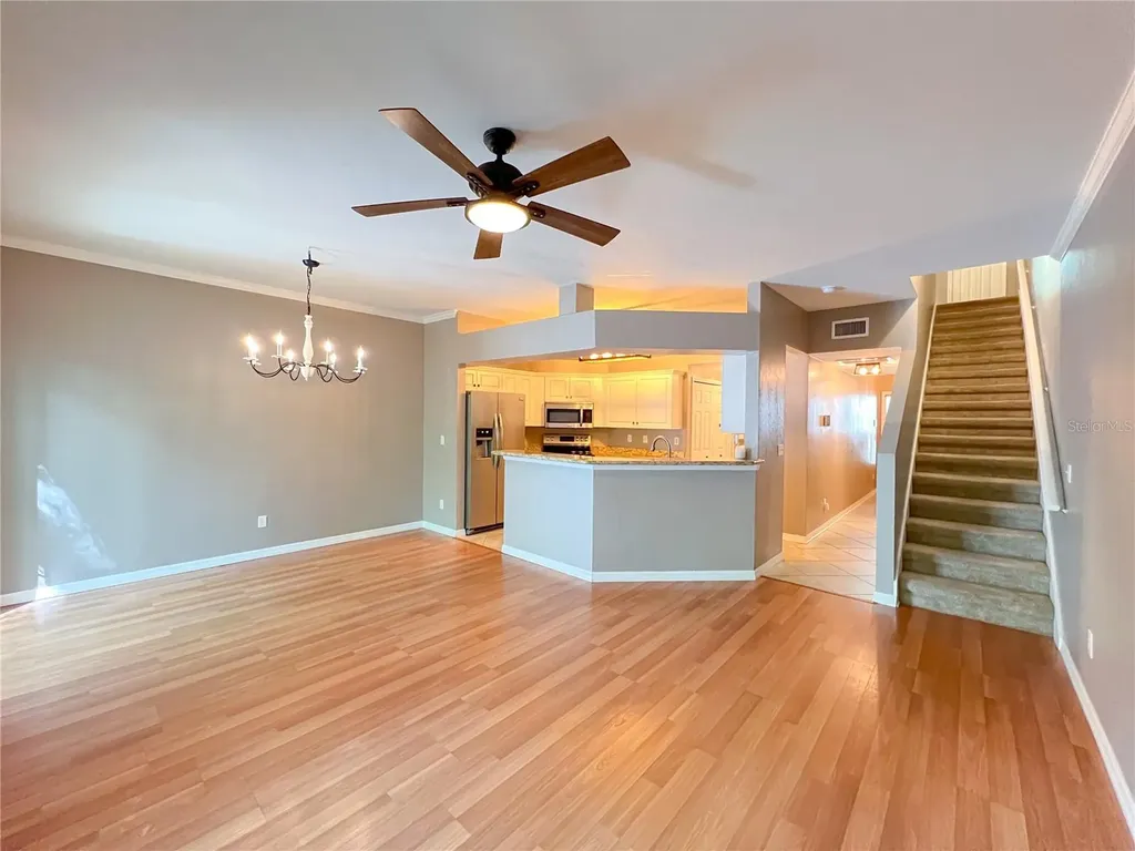 4933 NW 1st Place Gainesville FL 32607