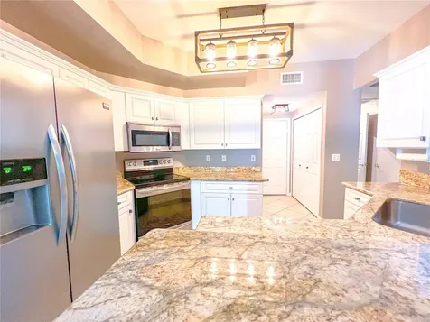 4933 NW 1st Place Gainesville FL 32607