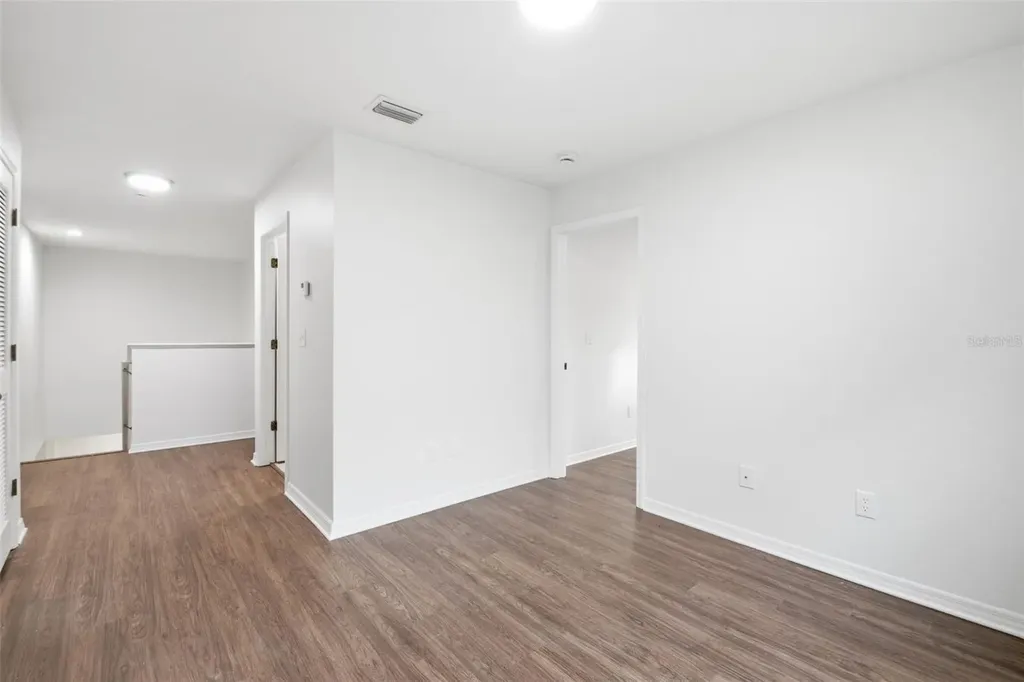 5654 Aaron Court Sarasota FL 34232