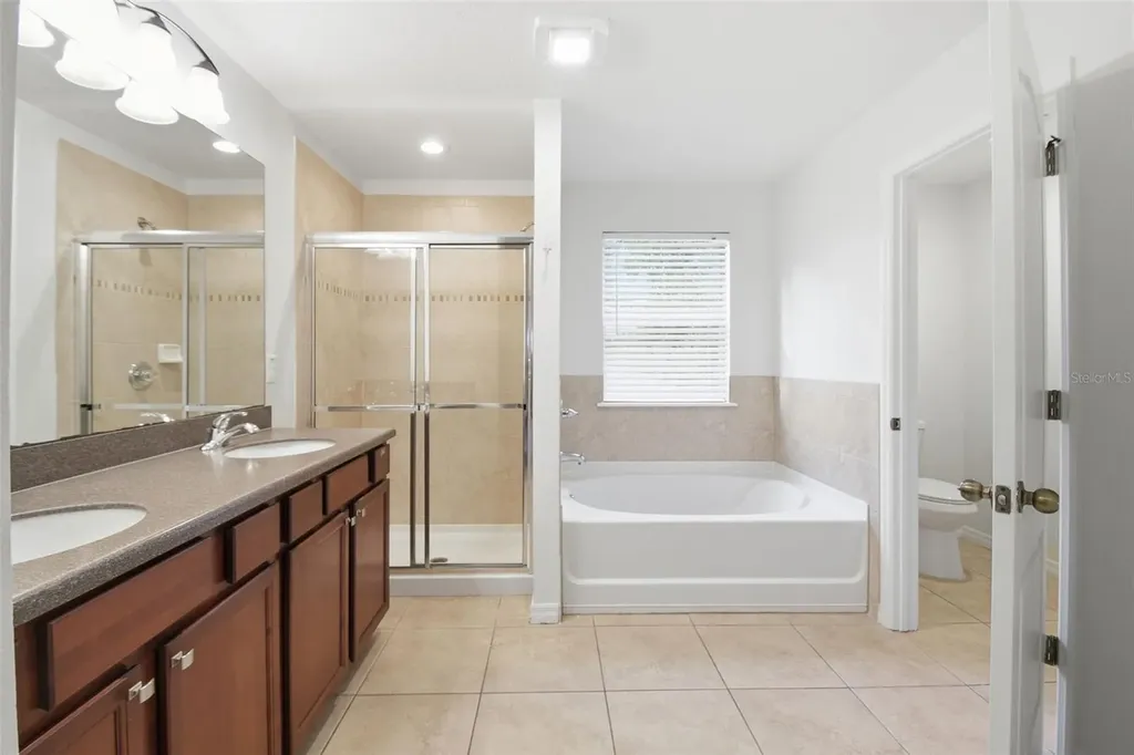 5654 Aaron Court Sarasota FL 34232