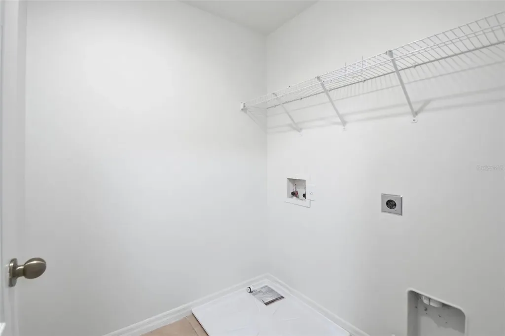 5654 Aaron Court Sarasota FL 34232