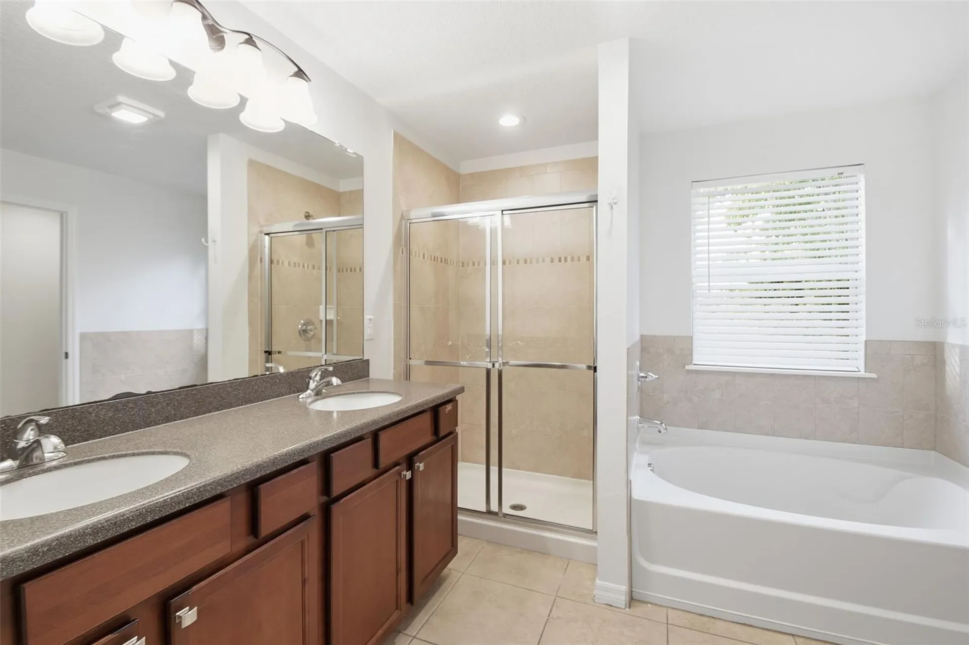 5654 Aaron Court Sarasota FL 34232