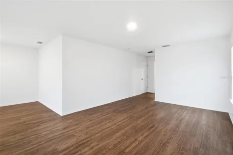 5654 Aaron Court Sarasota FL 34232