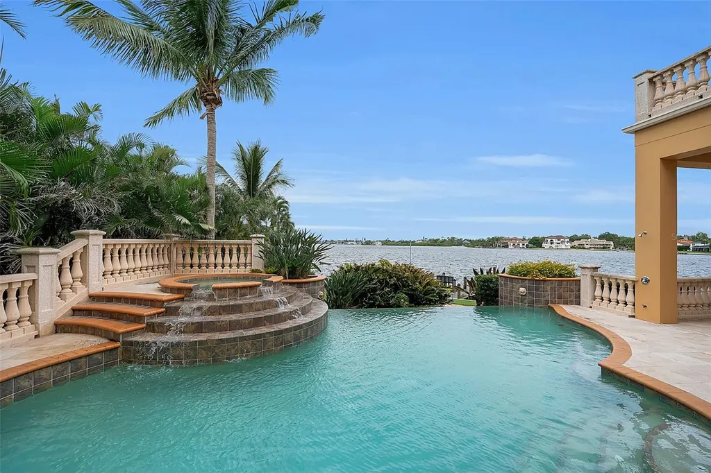 1541 Caribbean Drive Sarasota FL 34231