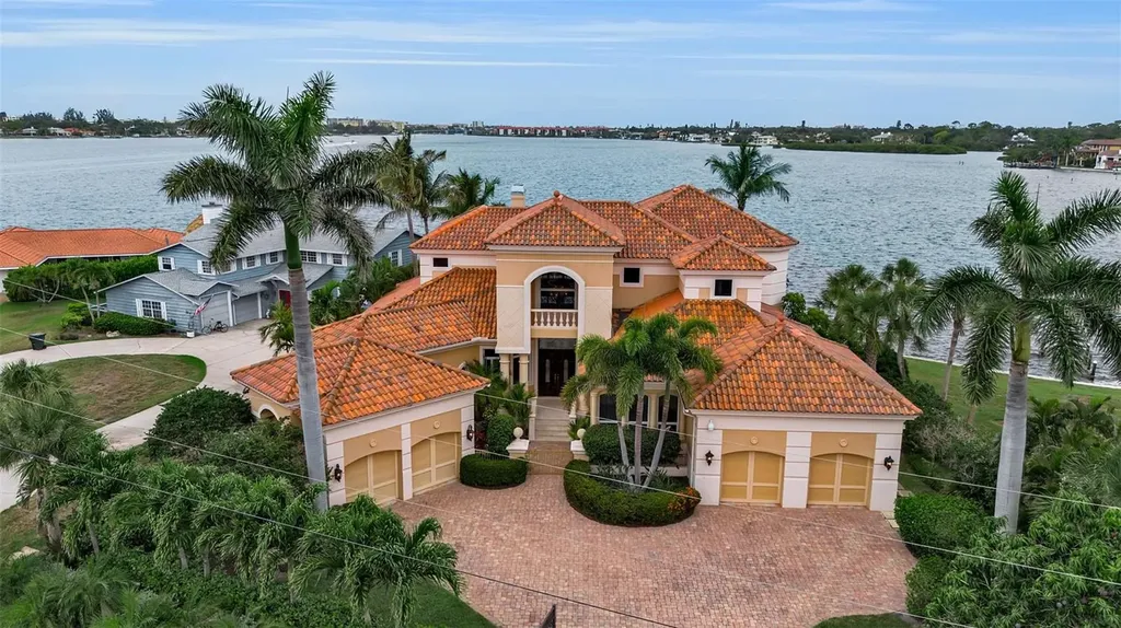 1541 Caribbean Drive Sarasota FL 34231
