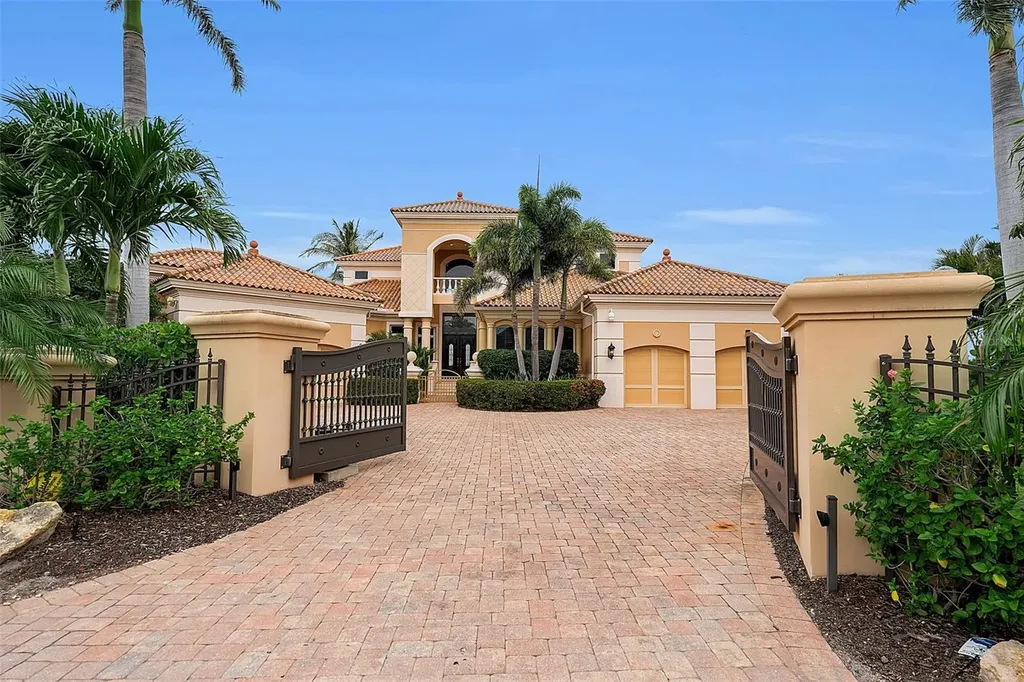 1541 Caribbean Drive Sarasota FL 34231