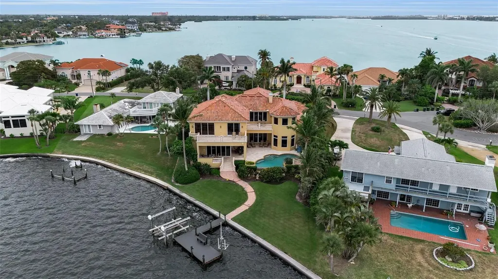 1541 Caribbean Drive Sarasota FL 34231