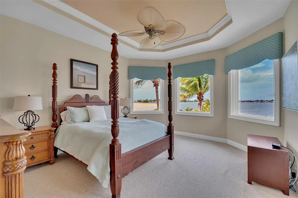 1541 Caribbean Drive Sarasota FL 34231