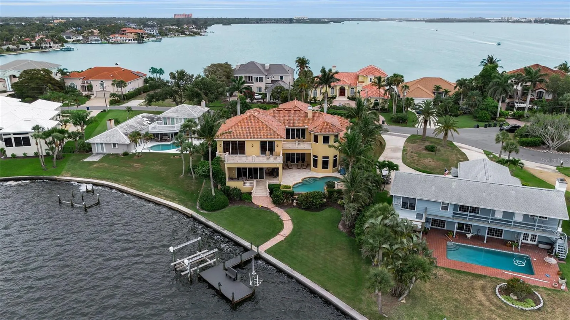 1541 Caribbean Drive Sarasota FL 34231