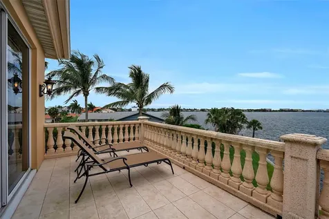 1541 Caribbean Drive Sarasota FL 34231