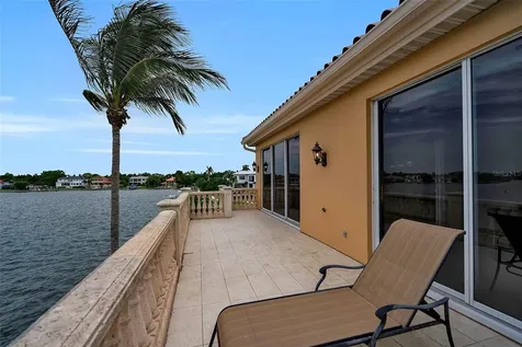 1541 Caribbean Drive Sarasota FL 34231
