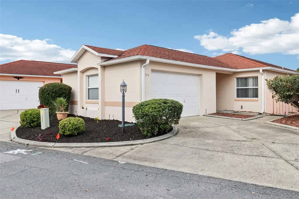 914 Mendoza Boulevard The Villages FL 32159