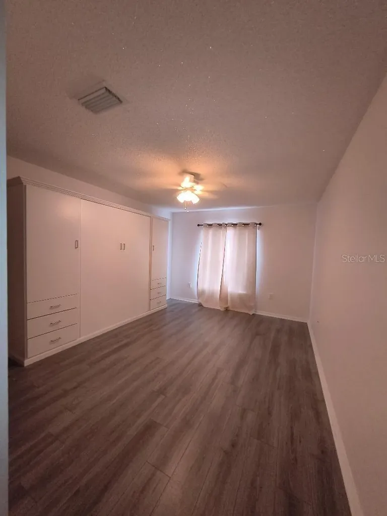 1120 N Illinois Avenue St Cloud FL 34769