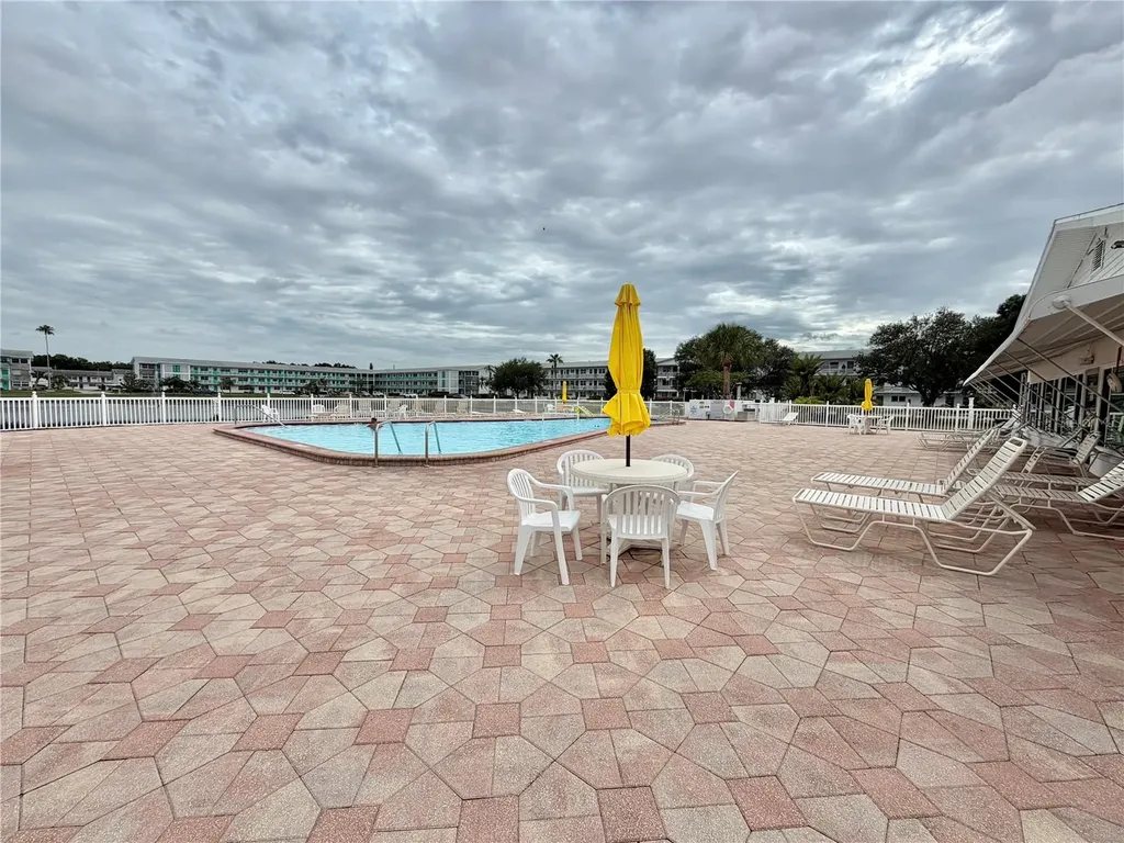 1900 58th Avenue N St Petersburg FL 33714