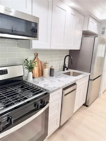 1900 58th Avenue N St Petersburg FL 33714