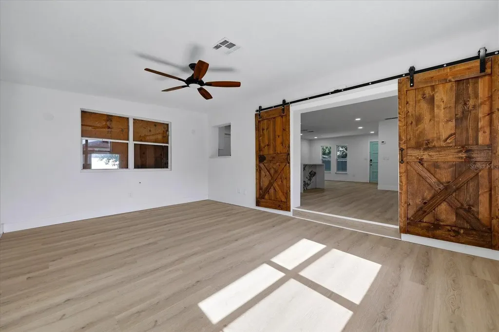 3304 King Richard Court Seffner FL 33584