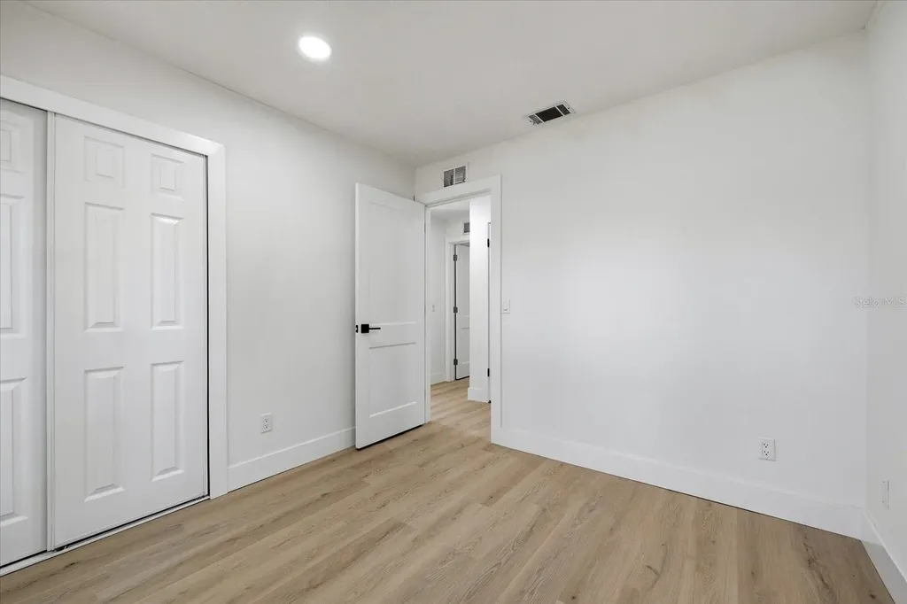 3304 King Richard Court Seffner FL 33584