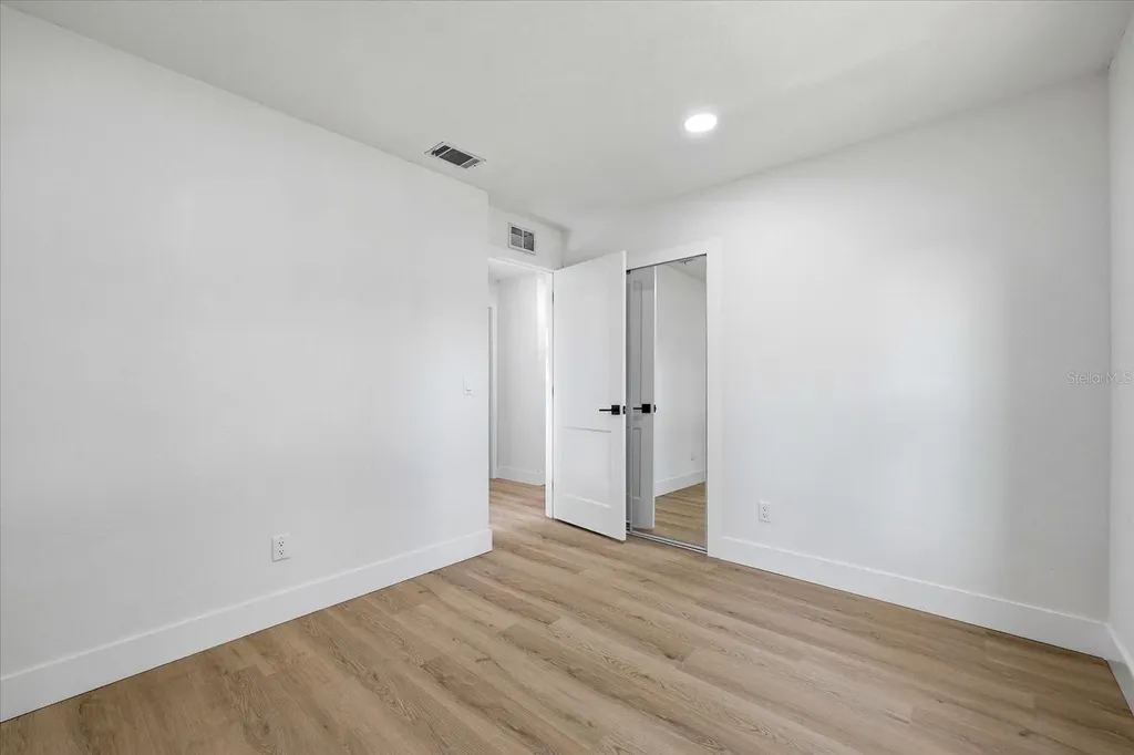 3304 King Richard Court Seffner FL 33584