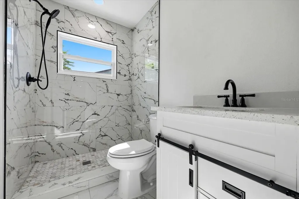 3304 King Richard Court Seffner FL 33584
