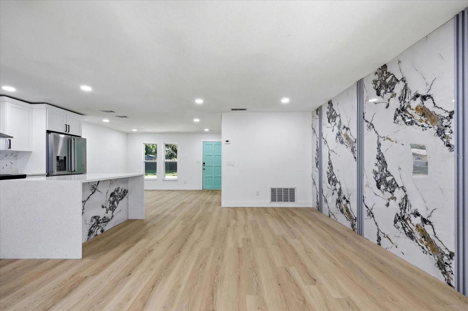3304 King Richard Court Seffner FL 33584