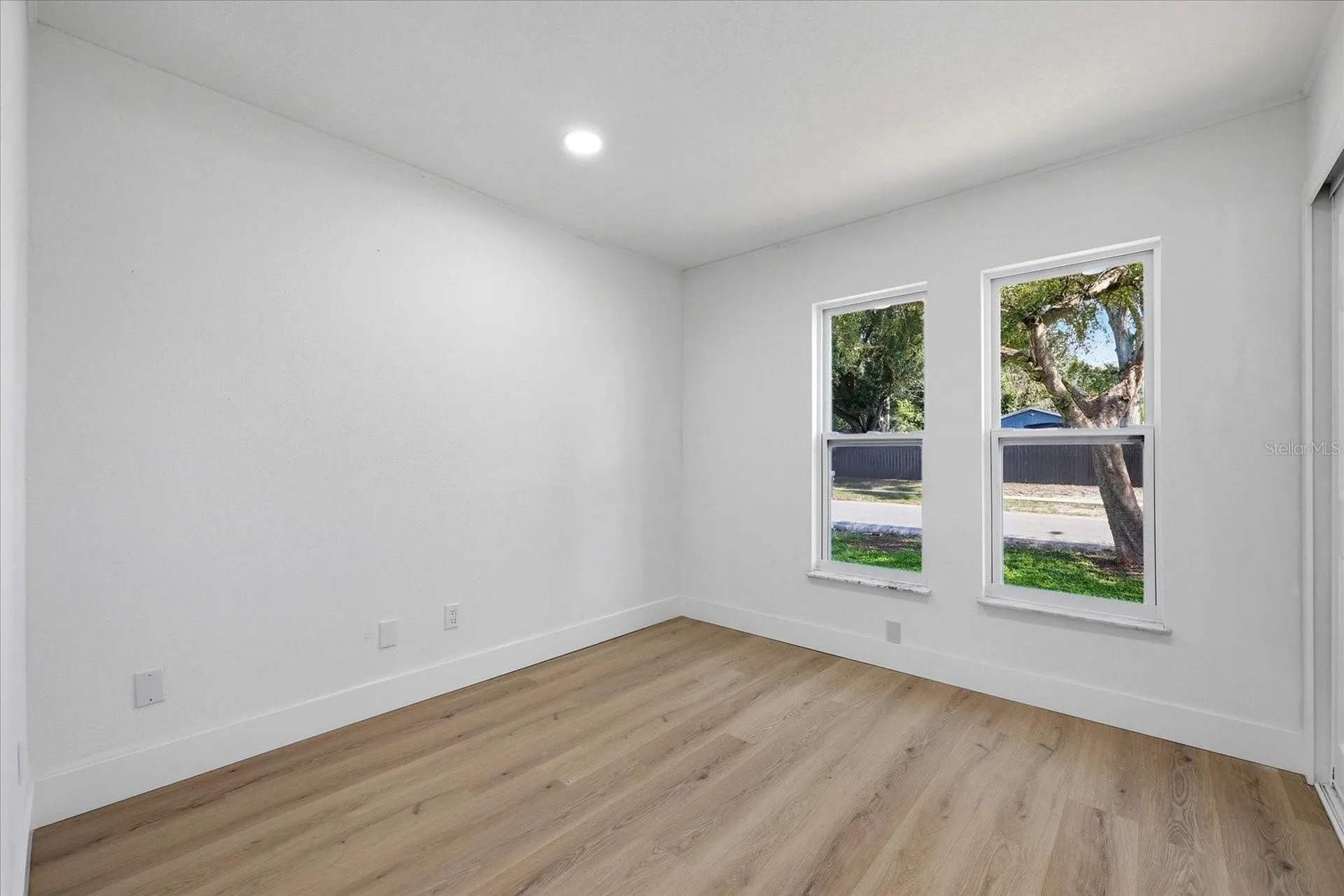3304 King Richard Court Seffner FL 33584