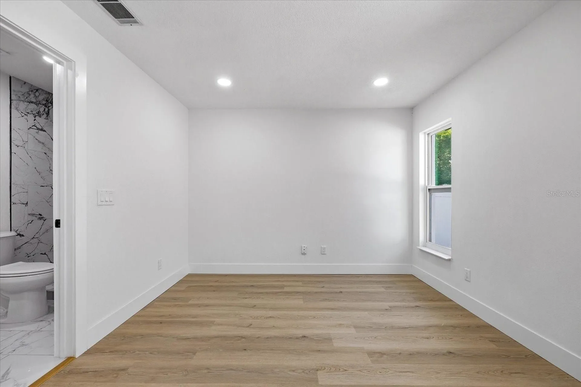 3304 King Richard Court Seffner FL 33584