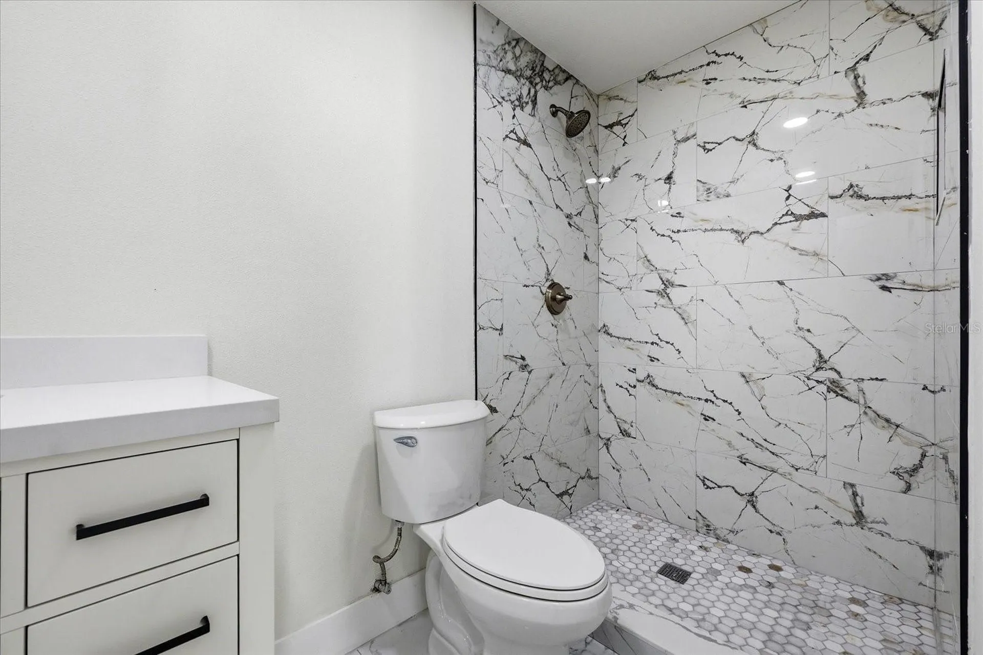3304 King Richard Court Seffner FL 33584