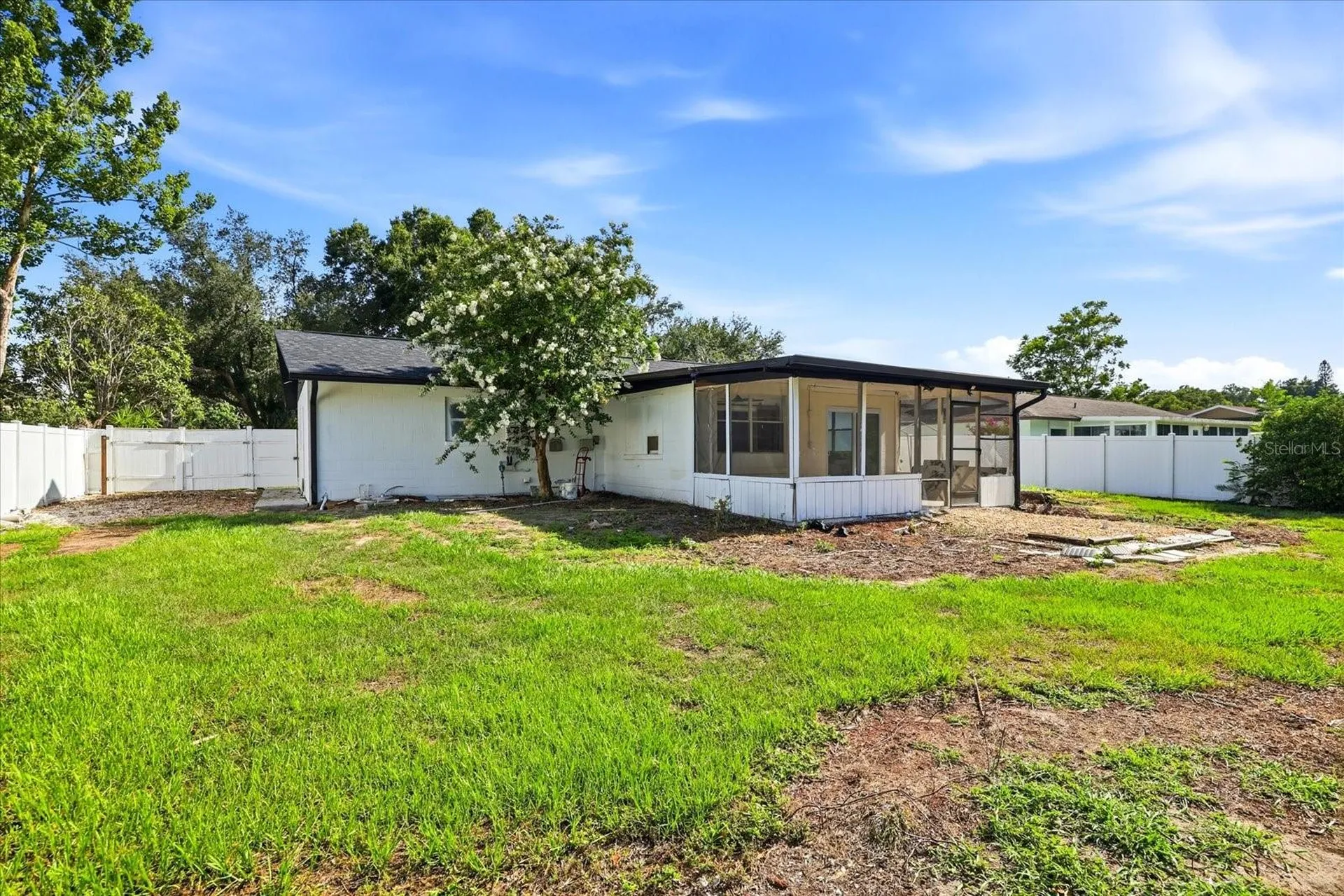 3304 King Richard Court Seffner FL 33584