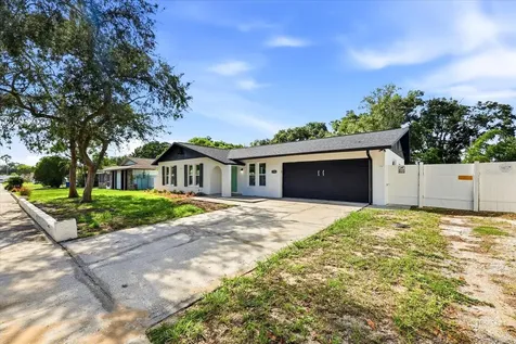 3304 King Richard Court Seffner FL 33584