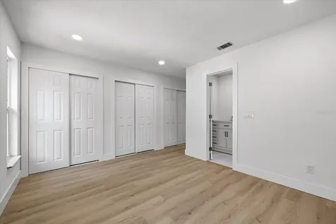 3304 King Richard Court Seffner FL 33584