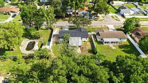 3304 King Richard Court Seffner FL 33584
