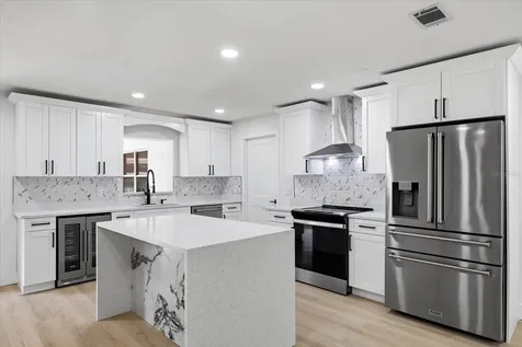 3304 King Richard Court Seffner FL 33584