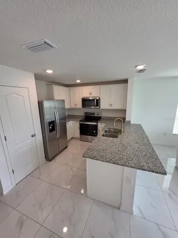 6606 Leo Lane Harmony FL 34773