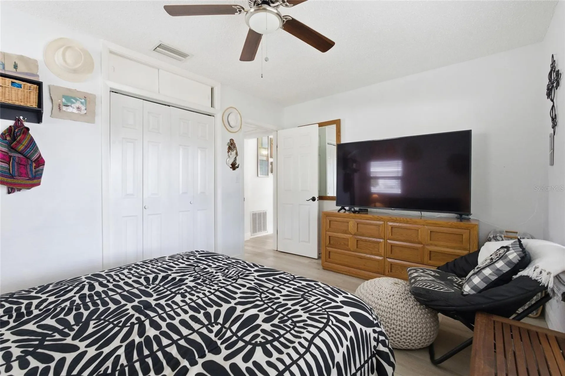 6810 4th Avenue N St Petersburg FL 33710