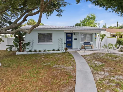 6810 4th Avenue N St Petersburg FL 33710