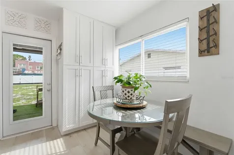 6810 4th Avenue N St Petersburg FL 33710
